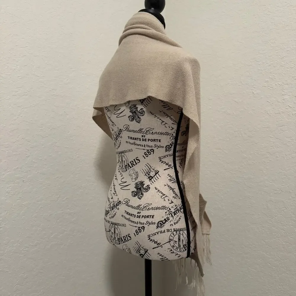 Dual Pocket Shawl Scarf Oatmeal Beige Knit Wrap Fringe Trim 62
